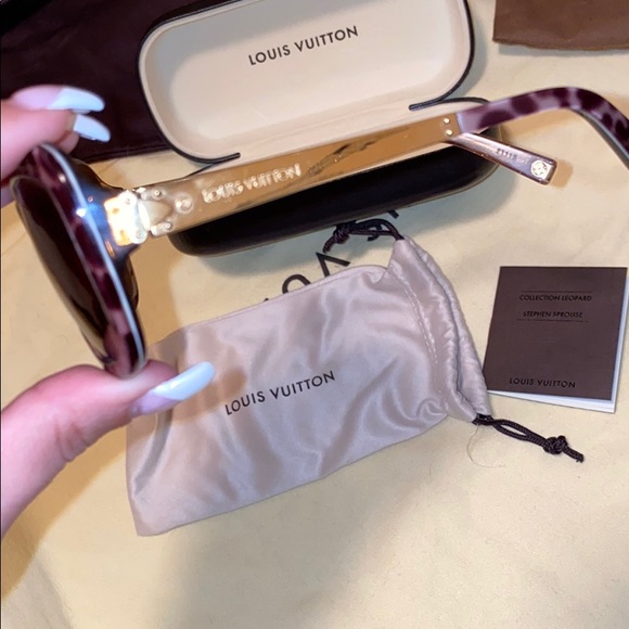 Leopard Louis Vuitton sunglasses - Picture 3 of 8